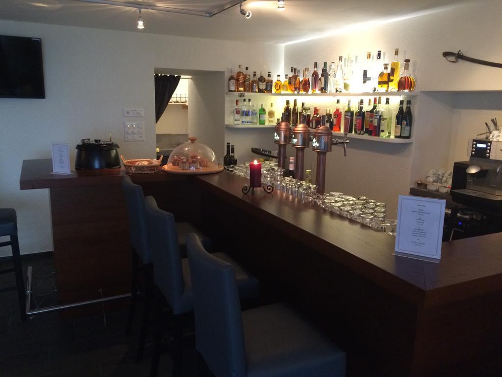 Hotel Schwert Nafels ภายนอก รูปภาพ