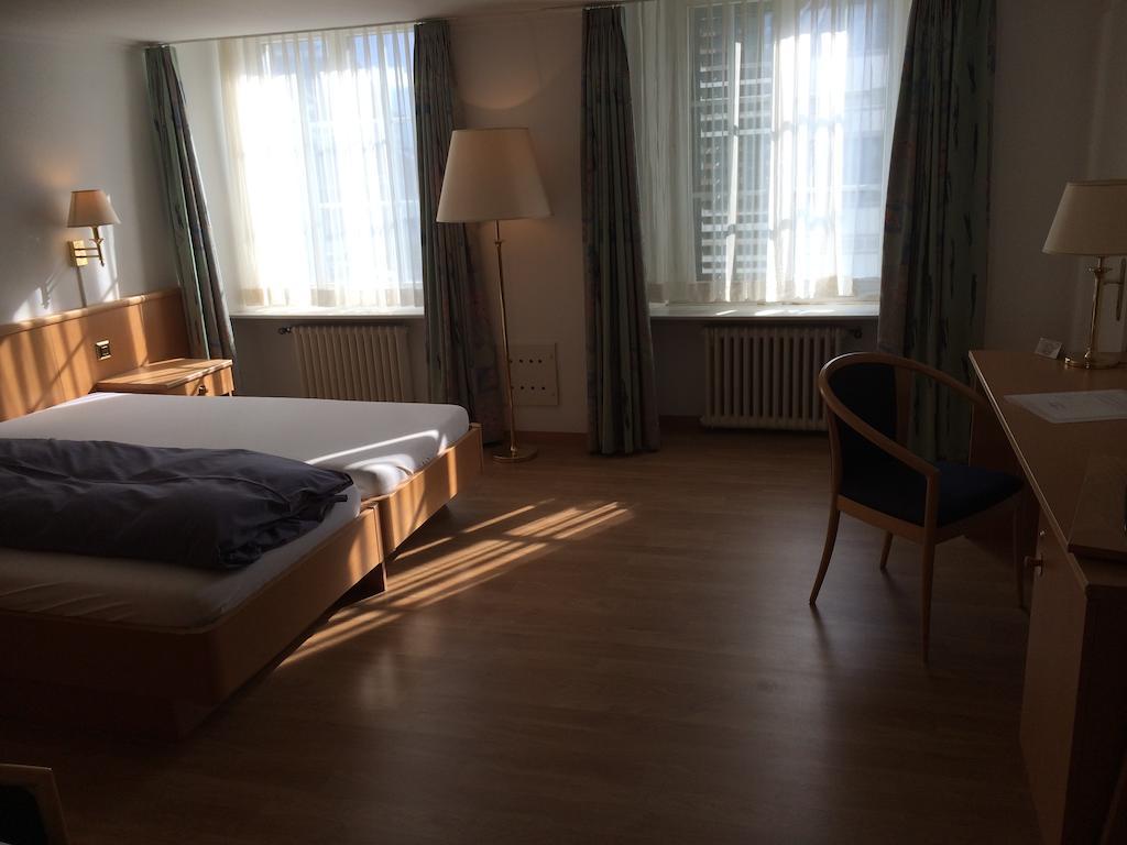 Hotel Schwert Nafels ห้อง รูปภาพ