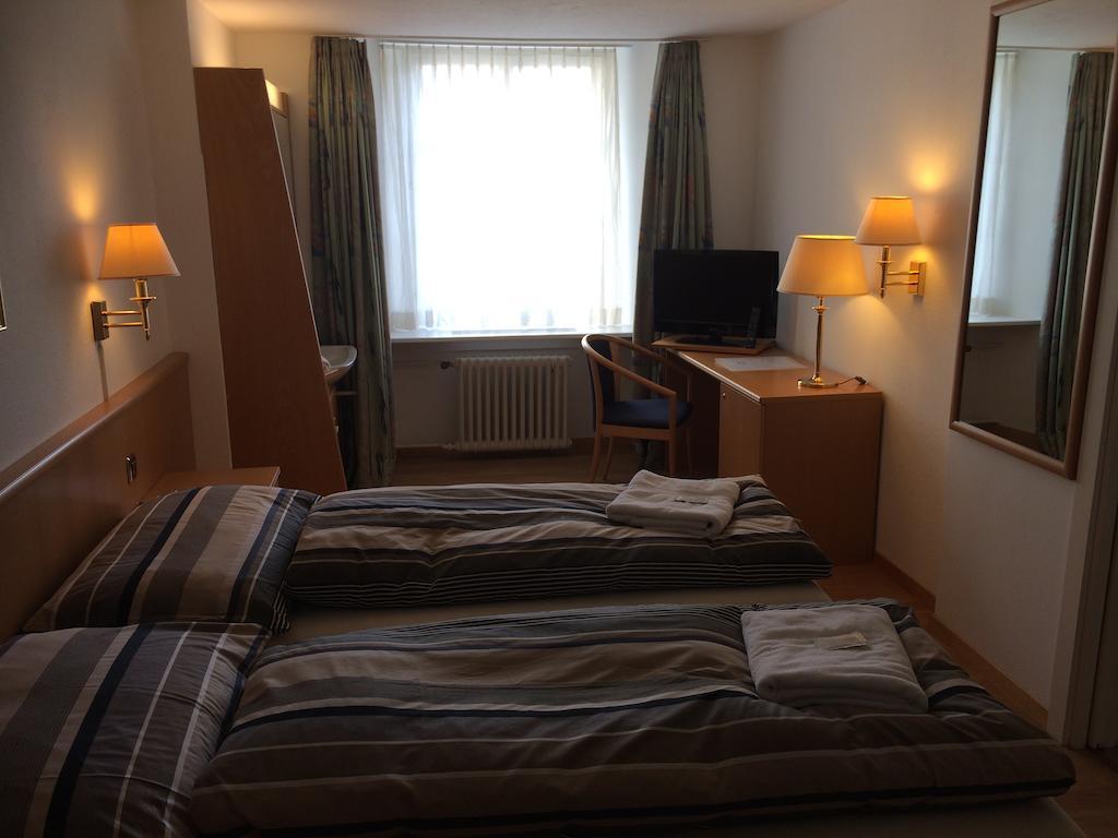 Hotel Schwert Nafels ห้อง รูปภาพ
