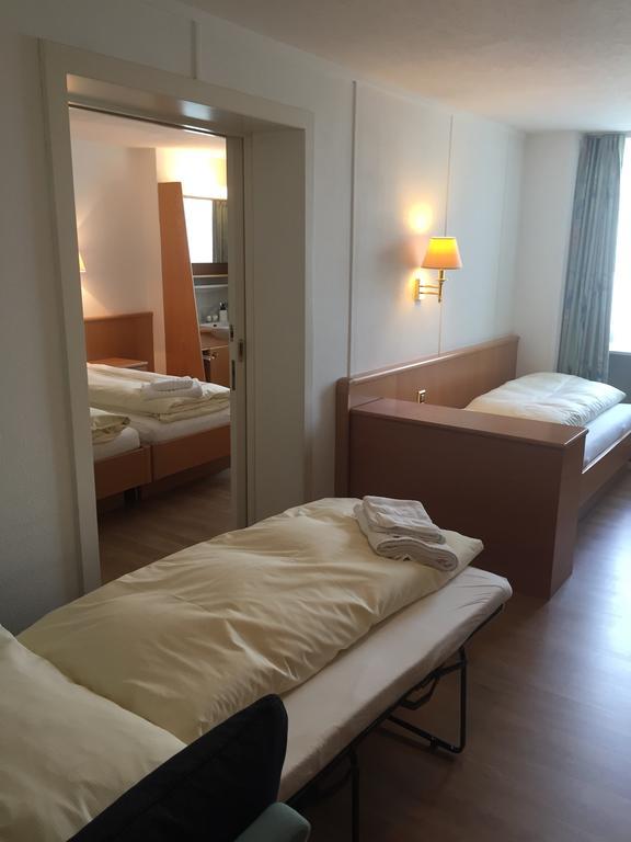 Hotel Schwert Nafels ภายนอก รูปภาพ