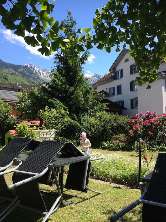 Hotel Schwert Nafels ภายนอก รูปภาพ