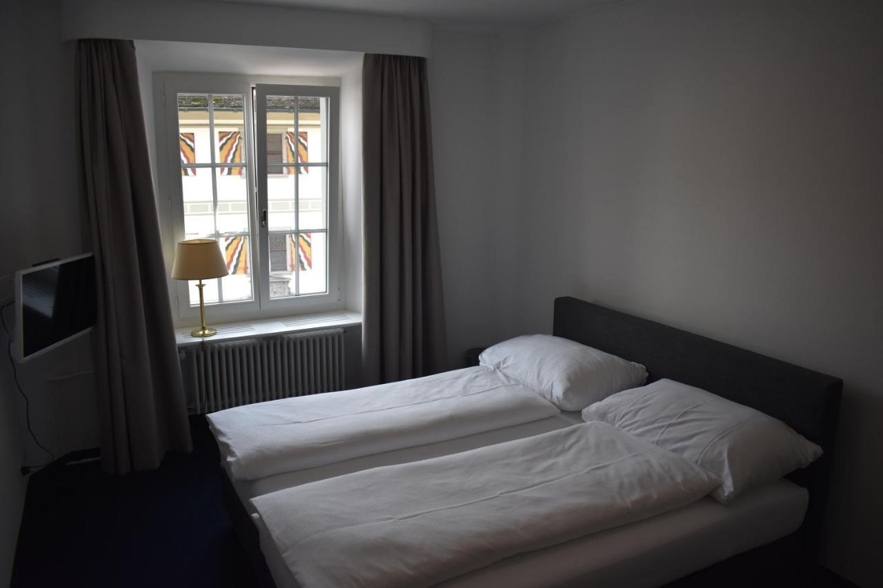 Hotel Schwert Nafels ภายนอก รูปภาพ